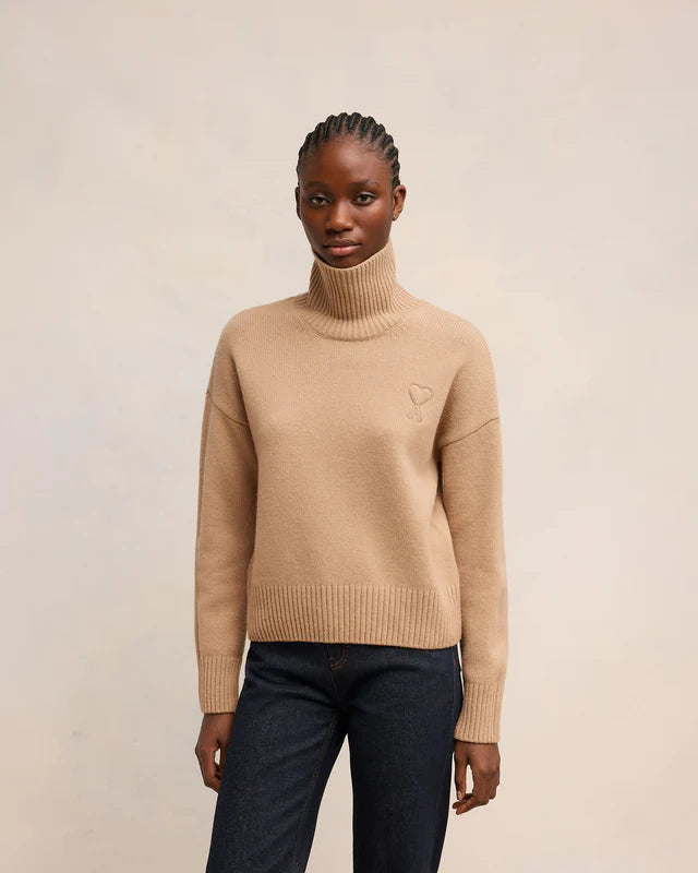 AMI PARIS EMBOSSED AMI DE COEUR KNIT SWEATER NUDE