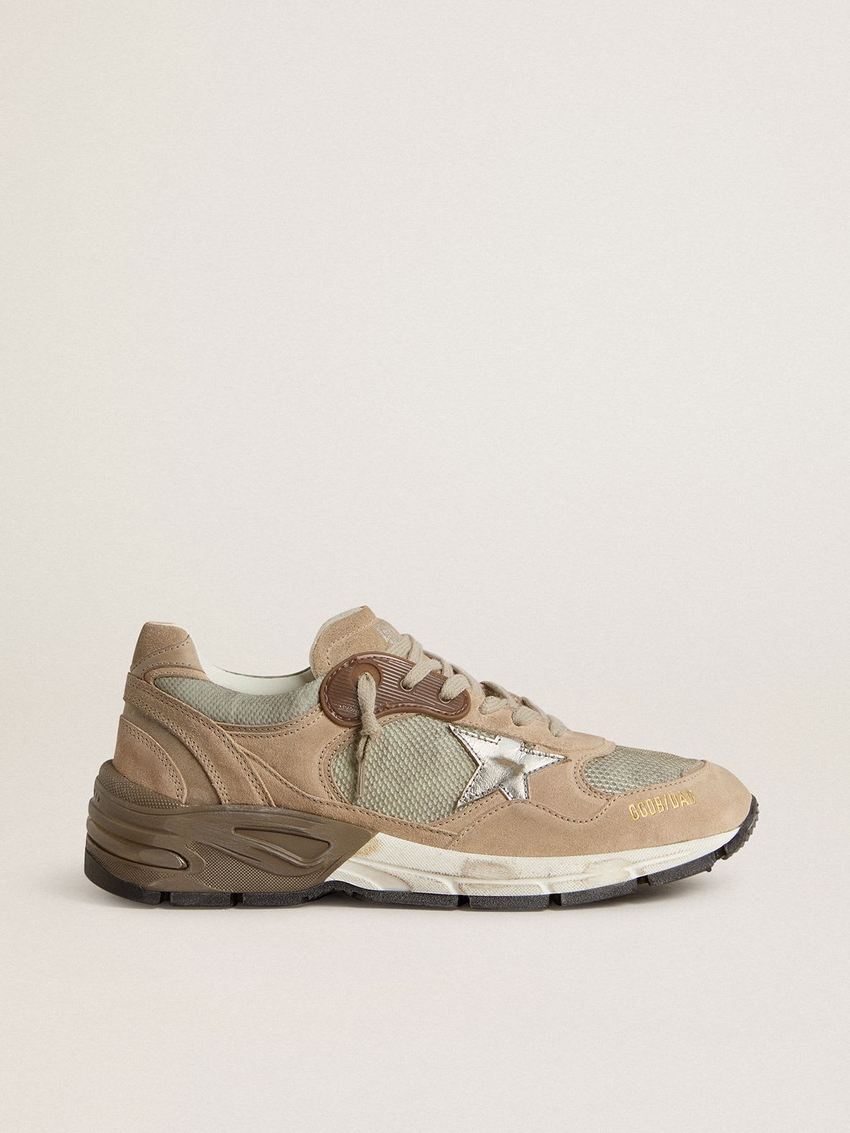 GOLDEN GOOSE RUNNING DAD BEIGE SILVER