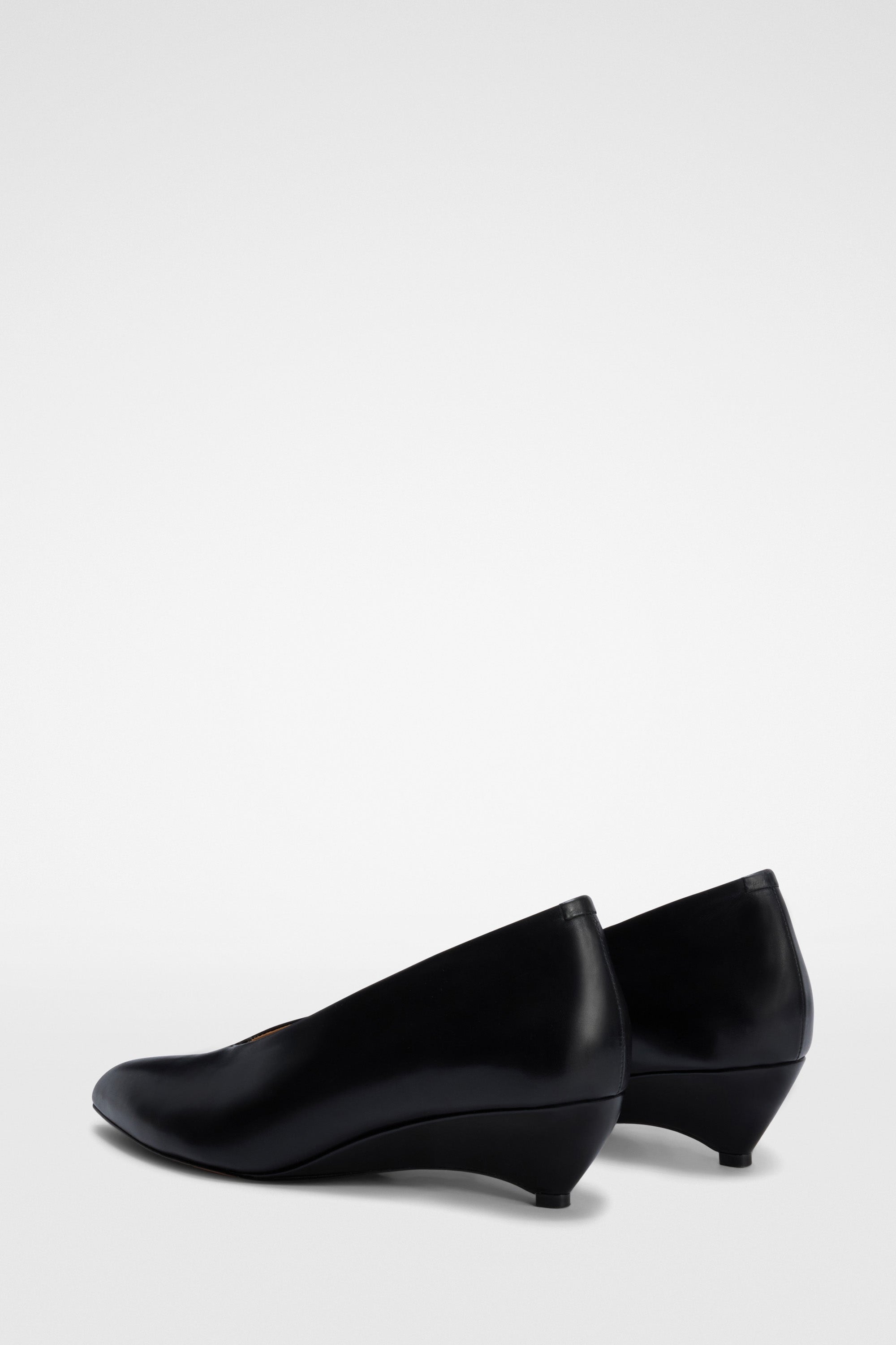 JIL SANDER ARC PUMP