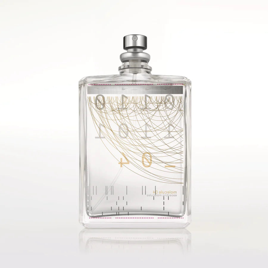 MOLECULE 04