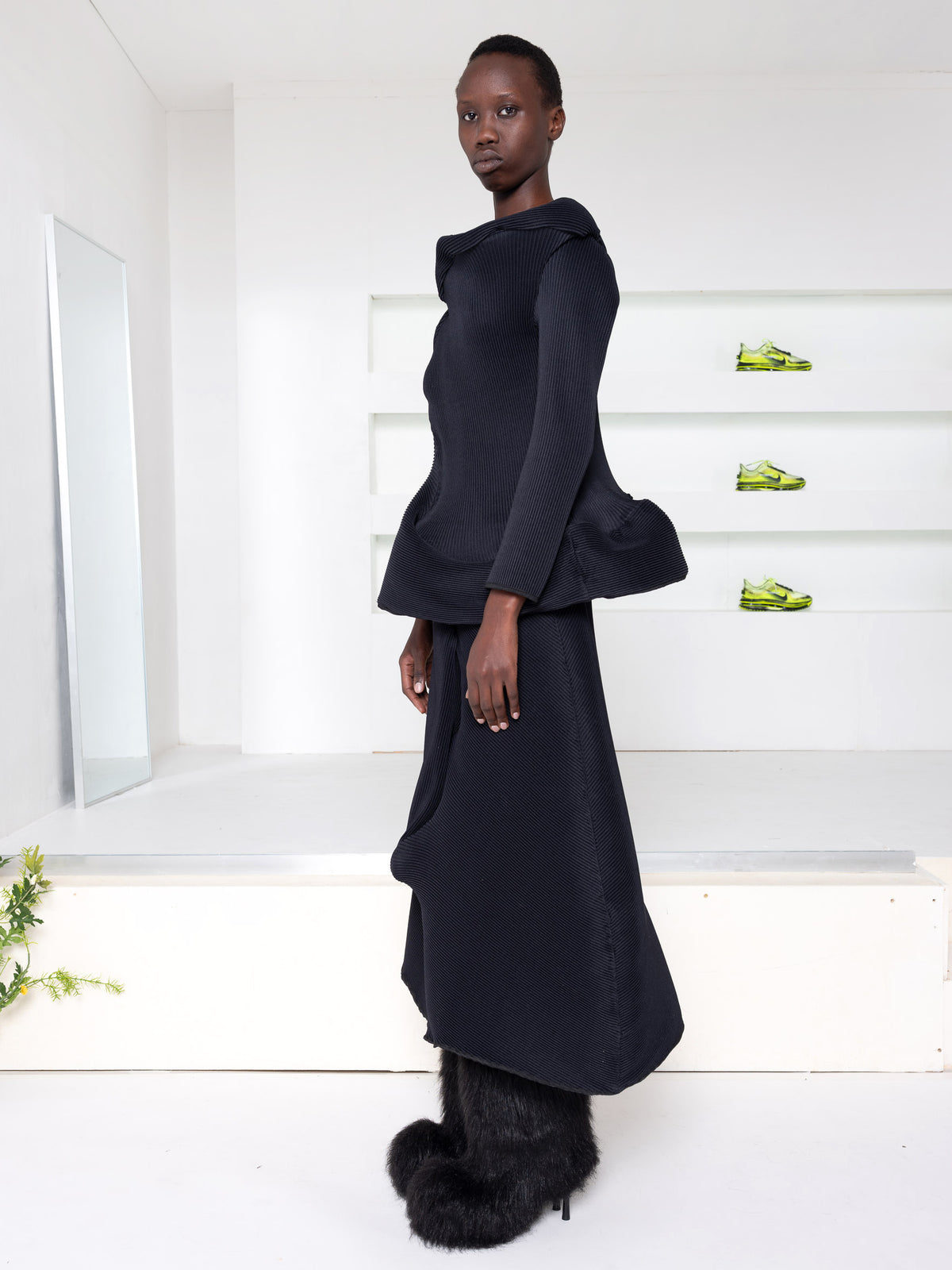 MELITTA BAUMEISTER BLACK PLEAT TOP
