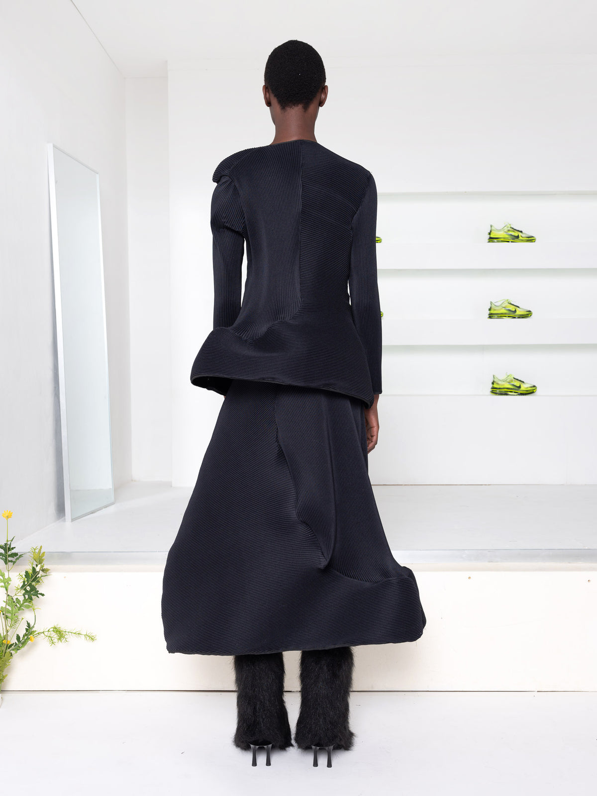 MELITTA BAUMEISTER BLACK PLEAT TOP
