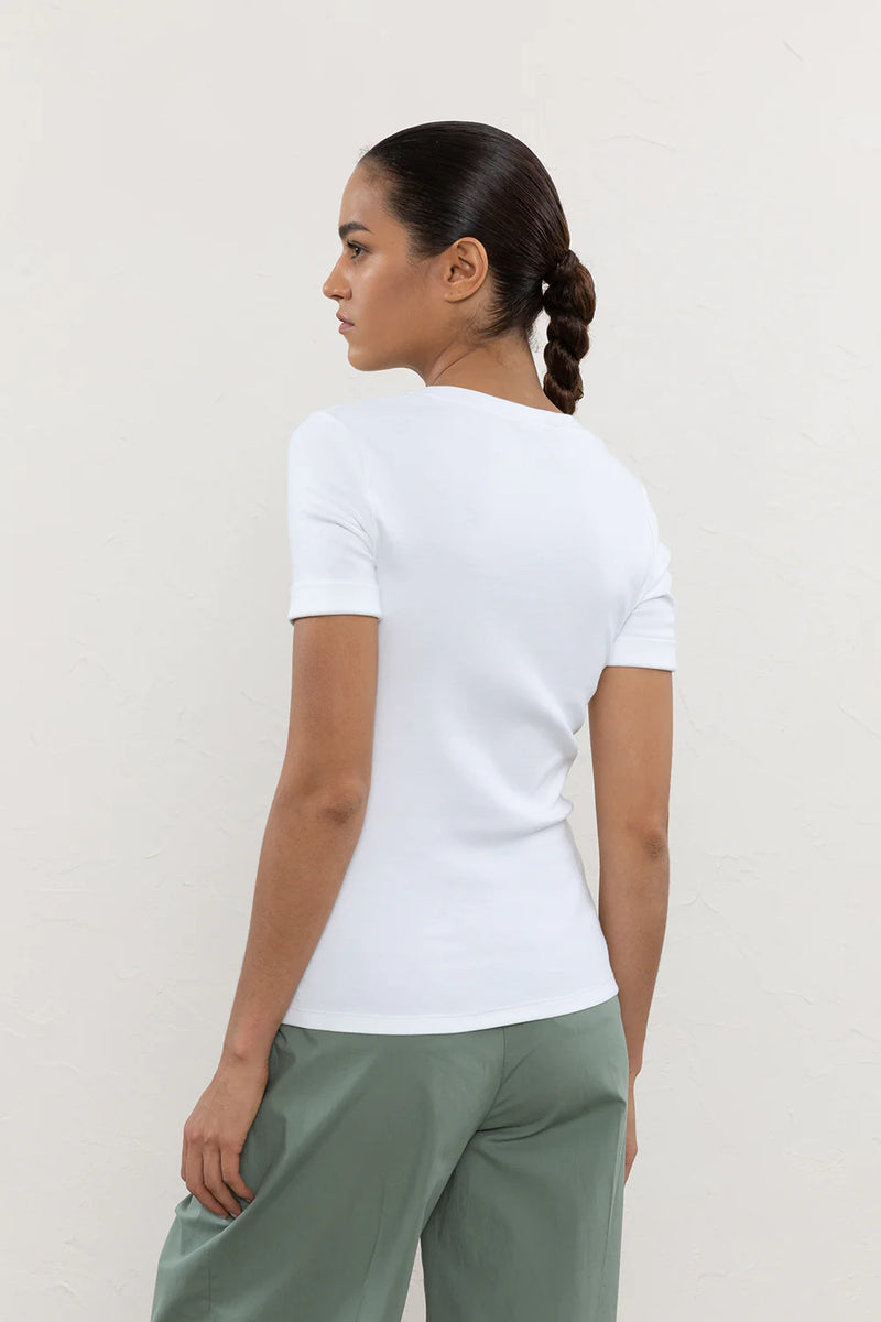 PESERICO MICRO-RIBBED STRETCH JERSEY T-SHIRT IN WHITE