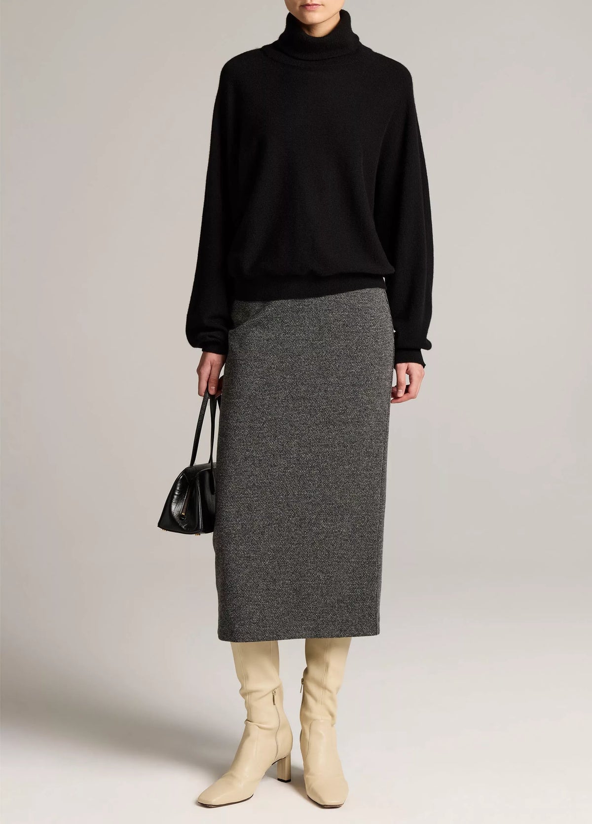 VINCE DOLMAN SLEEVE TURTLENCK