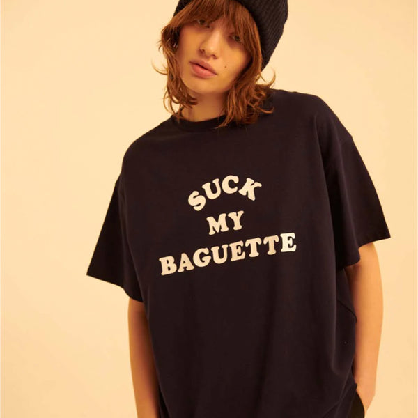 ETRE CECILE SUCK MY BAGUETTE BAND T-SHIRT IN NAVY
