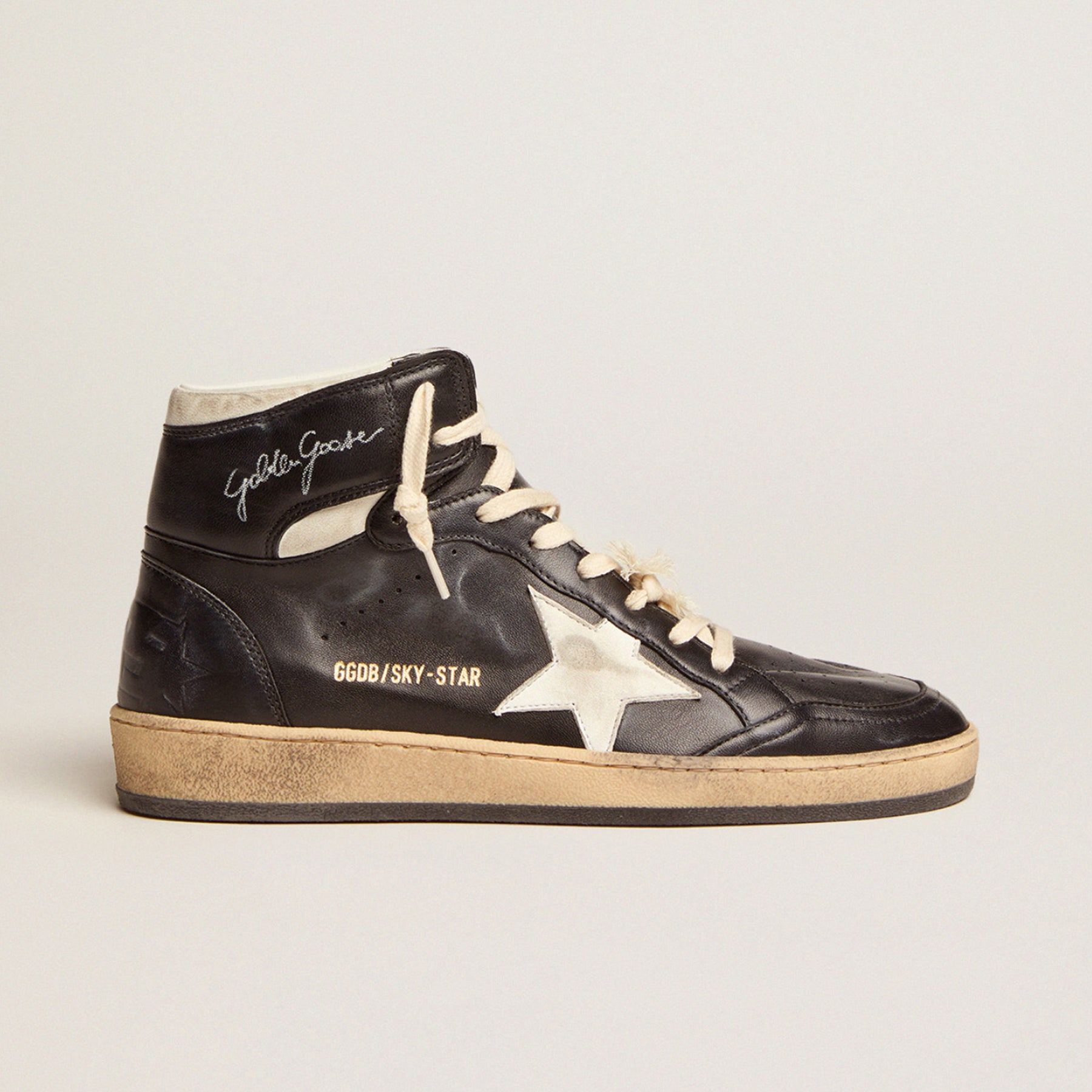 GOLDEN GOOSE SKY-STAR SNEAKERS IN BLACK NAPPA WITH WHITE STAR – Samui Cork