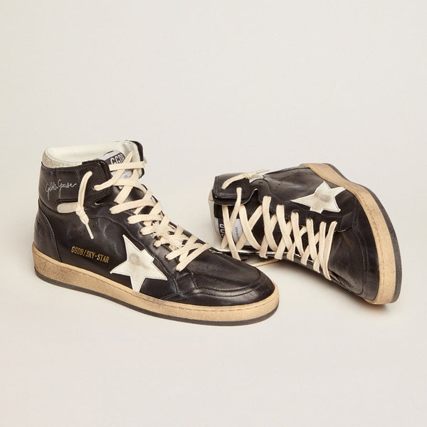 GOLDEN GOOSE SKY-STAR SNEAKERS IN BLACK NAPPA WITH WHITE STAR